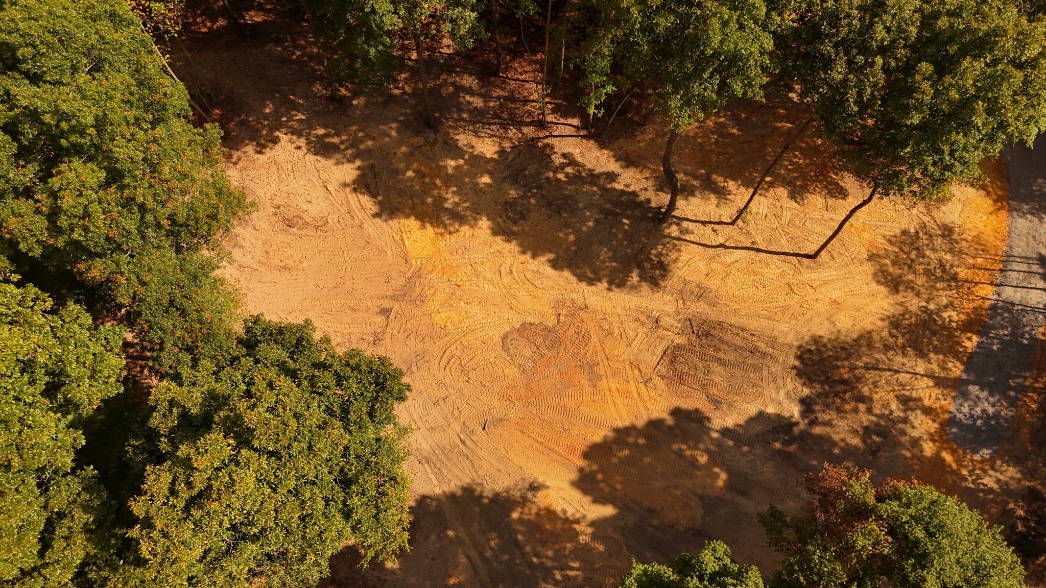 By submitting this image to Realtracs Inc, the User grants to Realtracs Inc an unrestricted license to use the image in compilations of properties and in other ways authorized by the Board of Directors.