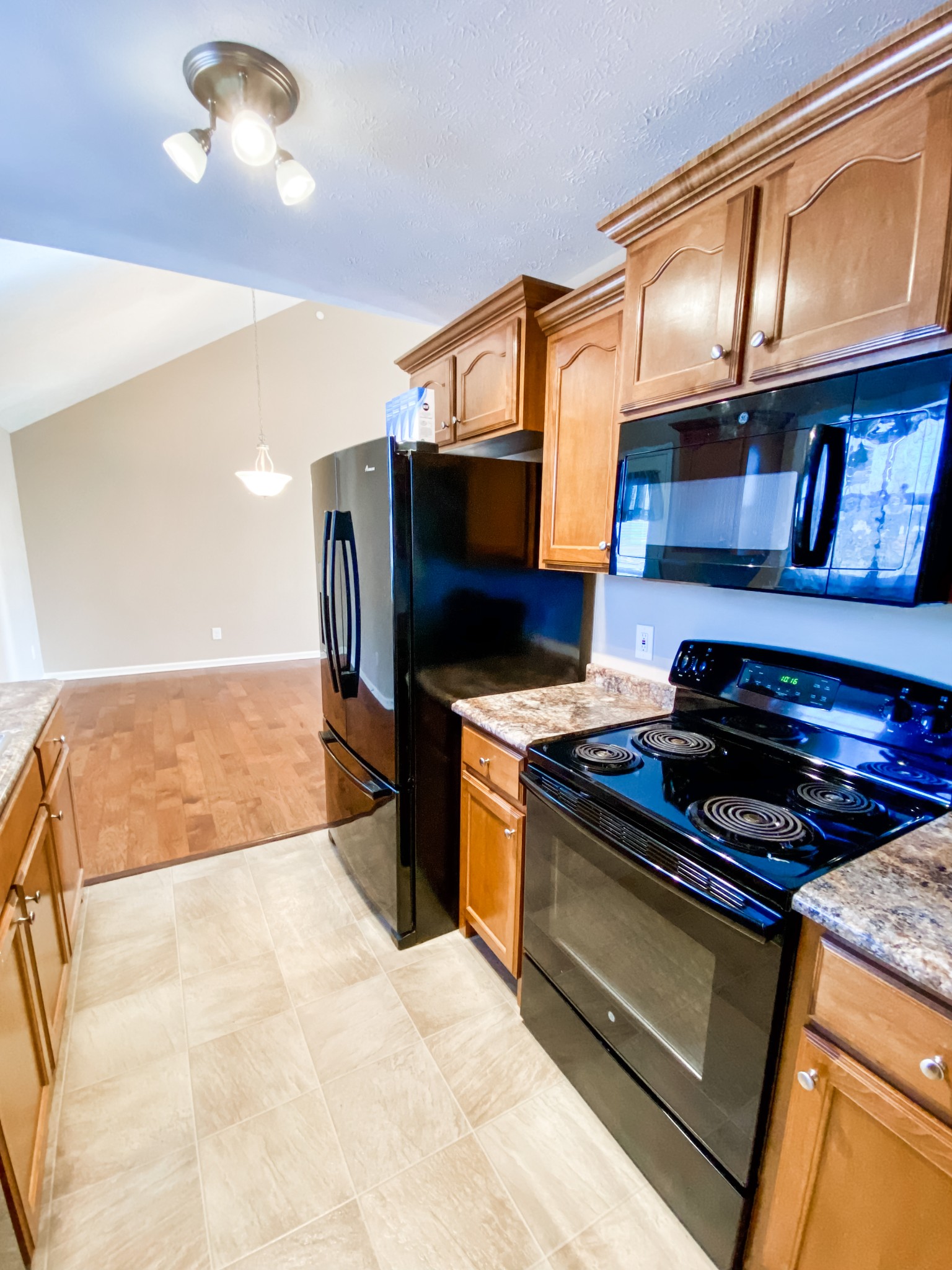 By submitting this image to Realtracs Inc, the User grants to Realtracs Inc an unrestricted license to use the image in compilations of properties and in other ways authorized by the Board of Directors.