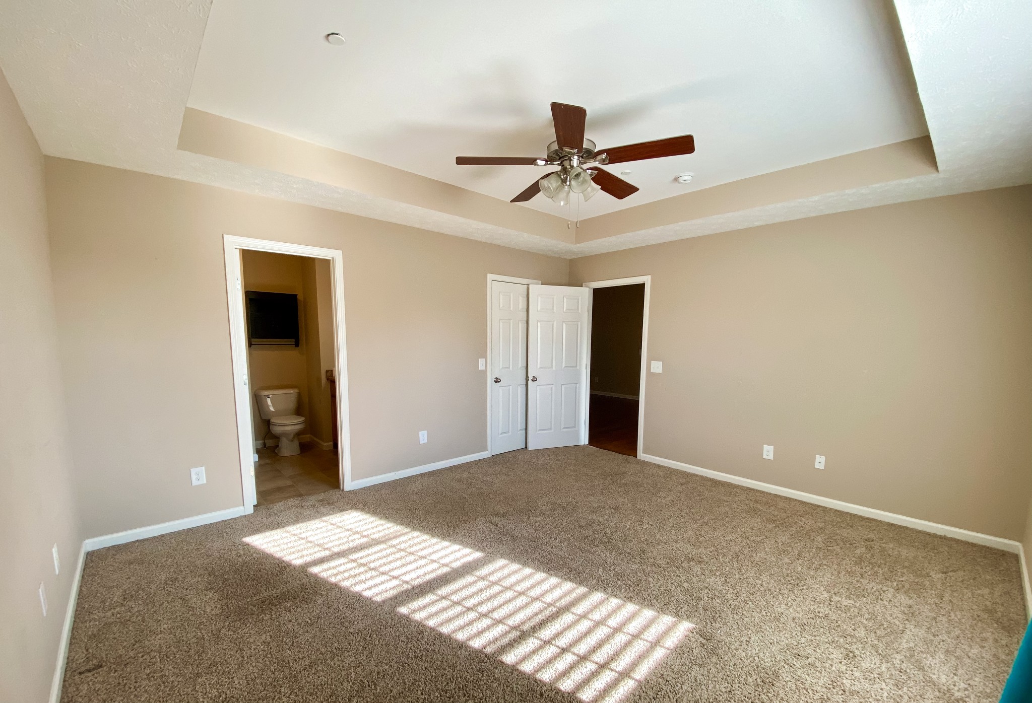 By submitting this image to Realtracs Inc, the User grants to Realtracs Inc an unrestricted license to use the image in compilations of properties and in other ways authorized by the Board of Directors.