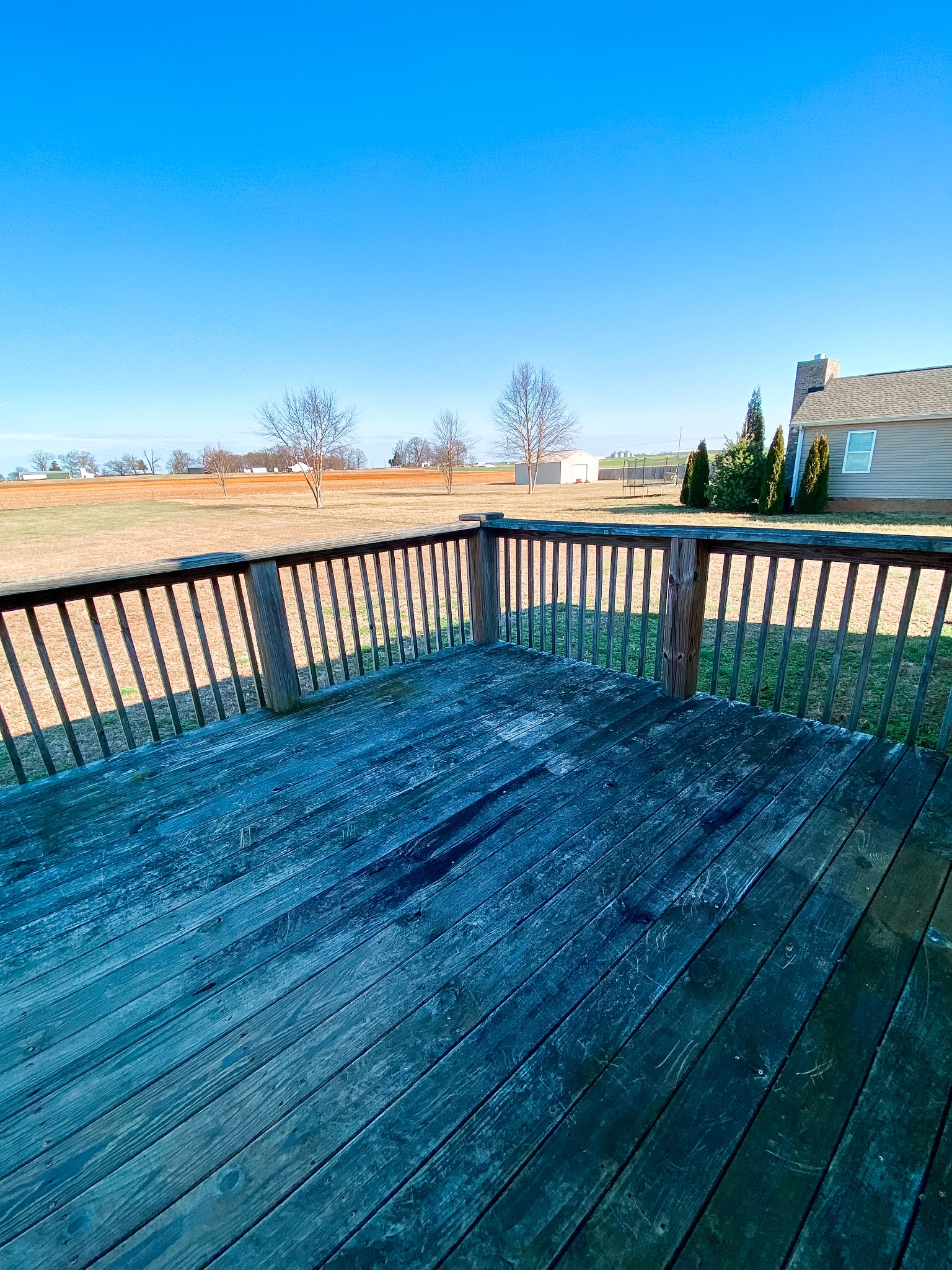 By submitting this image to Realtracs Inc, the User grants to Realtracs Inc an unrestricted license to use the image in compilations of properties and in other ways authorized by the Board of Directors.