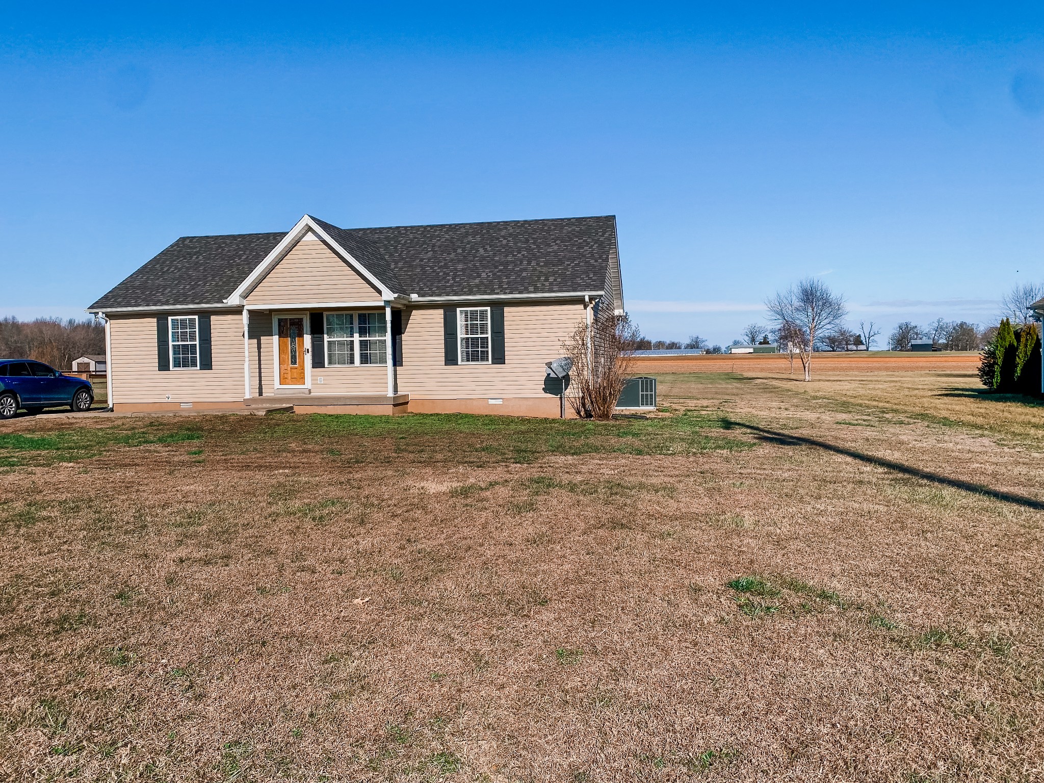 By submitting this image to Realtracs Inc, the User grants to Realtracs Inc an unrestricted license to use the image in compilations of properties and in other ways authorized by the Board of Directors.