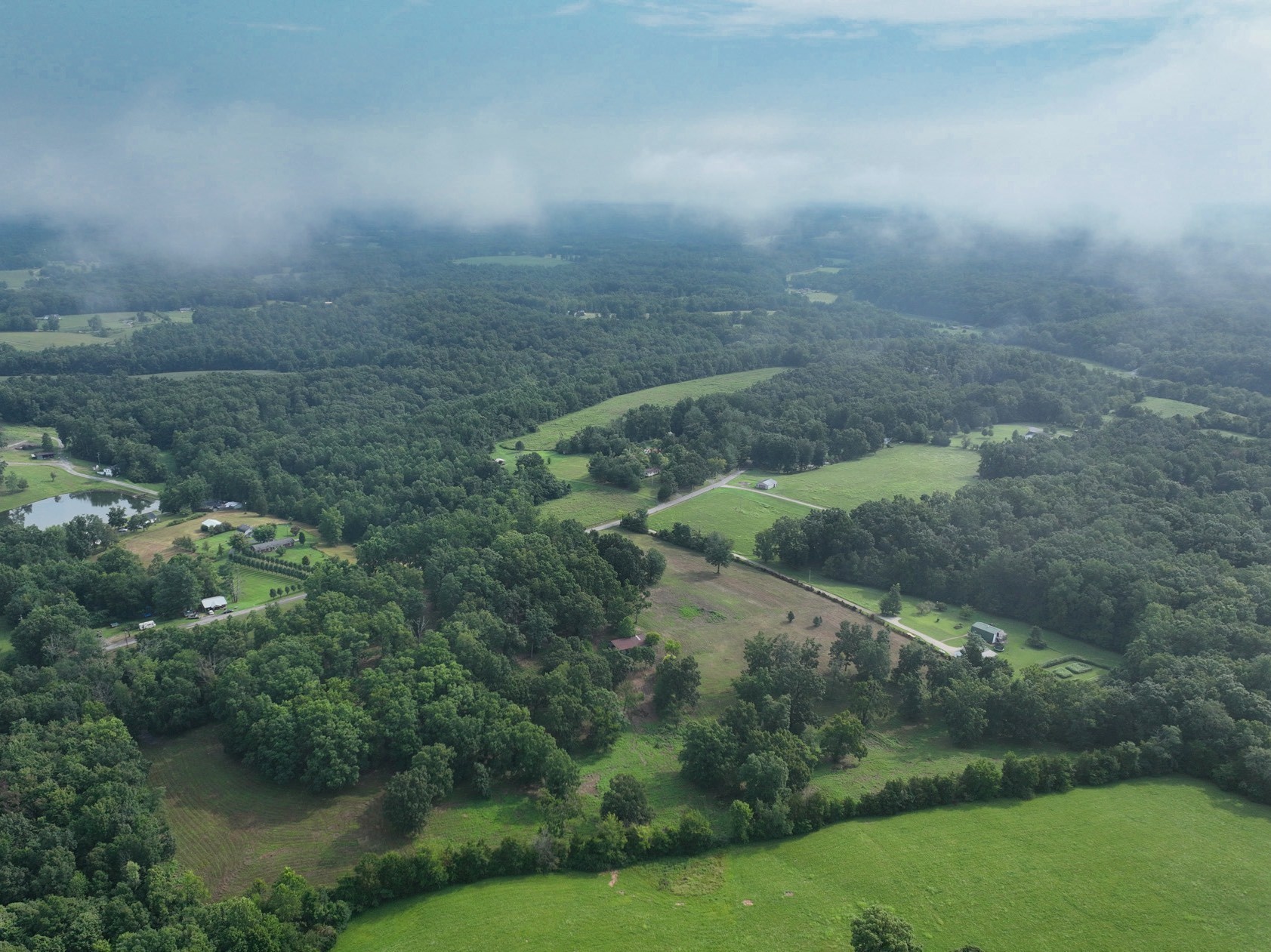 By submitting this image to Realtracs Inc, the User grants to Realtracs Inc an unrestricted license to use the image in compilations of properties and in other ways authorized by the Board of Directors.